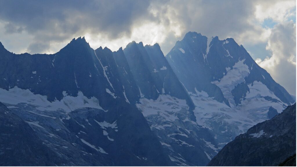 Lauteraarhorn (4042 m ü. m.)